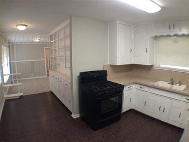 309 Wanda Way, Hurst, TX 76053 - photo 4