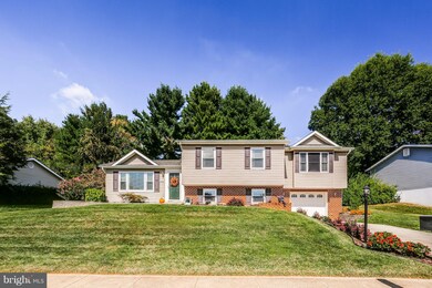 7289 Pommel Dr, Sykesville, MD 21784 - photo 2