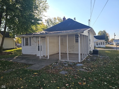 2024 N B St, Elwood, IN 46036 - photo 3