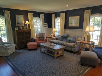 34 Ledge Rd unit MAIN, Newport, RI 02840 - photo 6