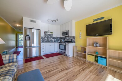 Kitchen/Living Room