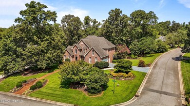 1007 Anns Ct, Asheboro, NC 27205 - photo 2