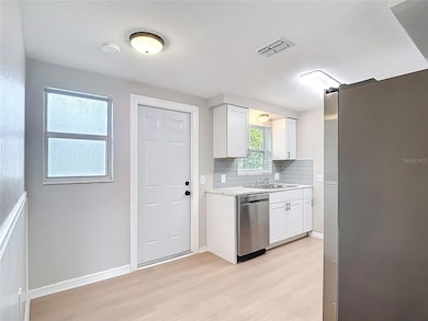 5711 Pine St, New Port Richey, FL 34652 - photo 7