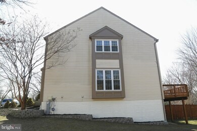 14372 Beaker Ct, Burtonsville, MD 20866 - photo 3