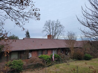 1414 Doyal Dr, Morristown, TN 37814 - photo 2