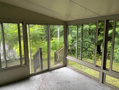 16 Langdon St, Plymouth, NH 03264 - photo 6