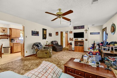 427 W Acres Rd, Whitesboro, TX 76273 - photo 6