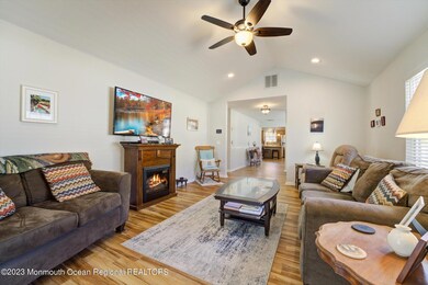 2405 Torrington Dr, Toms River, NJ 08755 - photo 6