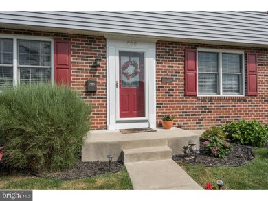 400 Sir Galahad Dr, Brookhaven, PA 19015 - photo 2