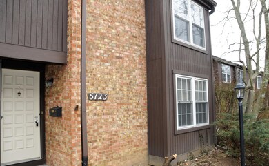 5123 Delancey St, Columbus, OH 43220 - photo 2