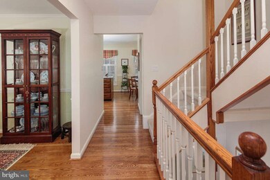 5915 Munson Ct, Falls Church, VA 22041 - photo 6