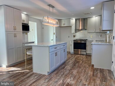 3433 Magnolia Ave, Reading, PA 19605 - photo 4