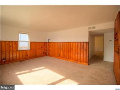 133 Olga Rd, Wilmington, DE 19805 - photo 4