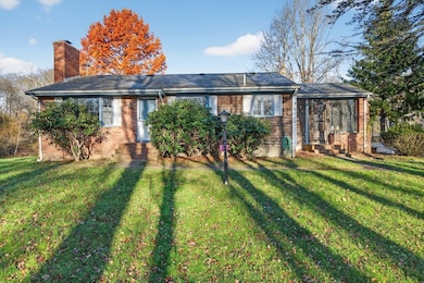 79 Cedar Ave, Swansea, MA 02777 - photo 2