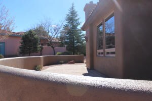 courtyard2
