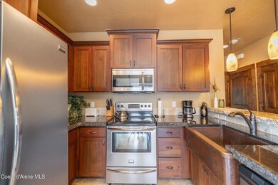 5-web-or-mls-33972-n-corbin-st