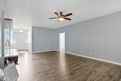 120 Golden Tree Ln, Indianapolis, IN 46227 - photo 7