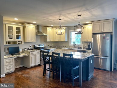 300 Craig Dr, Stephens City, VA 22655 - photo 2