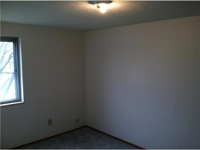 4743 Larkhall Ln, Columbus, OH 43229 - photo 7