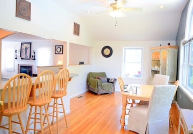 34 Oak Hill Rd, East Weymouth, MA 02189 - photo 3