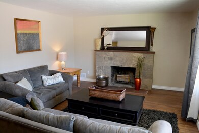 Living Room.JPG