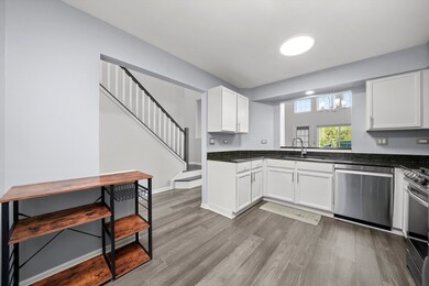 4534 Concord Ln unit 52L45, Northbrook, IL 60062 - photo 5