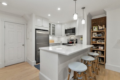 94 Waltham St unit 2, Boston, MA 02118 - photo 4