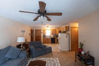 95 Center Depot Rd unit 52, Charlton, MA 01507 - photo 7