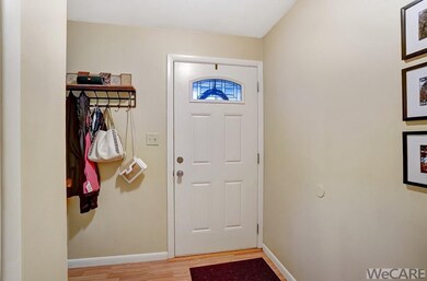 502 S Wentz St, Wapakoneta, OH 45895 - photo 4