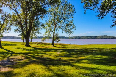 459 E Elm Ave, Eufaula, OK 74432 - photo 2