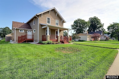 1240 E Dodge St, Fremont, NE 68025 - photo 3