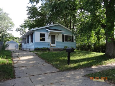 120 Frontenac 027