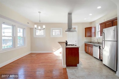 3701 Gelston Dr, Baltimore, MD 21229 - photo 3