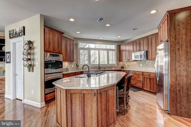 5142 Pleasant Forest Dr, Centreville, VA 20120 - photo 6