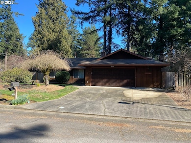 15718 Murwood Ct, Lake Oswego, OR 97035 - photo 2