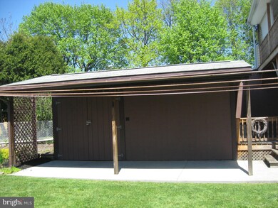 40 N Morris St, Saint Clair, PA 17970 - photo 6