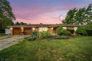 11470 Clay St, Huntsburg, OH 44046 - photo 2