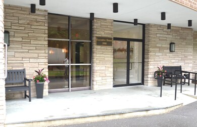 3900 Park Ave unit 3s, Bridge Port, CT 06604 - photo 3