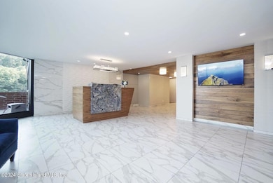 Sunrise Tower unit 805A, Staten Island, NY 10304 - photo 4