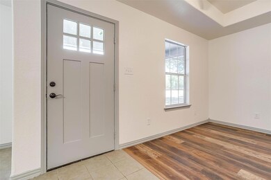 312 Elmo St, Cleburne, TX 76031 - photo 5