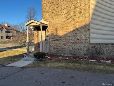 7863 Woodingham, West Bloomfield, MI 48322 - photo 2