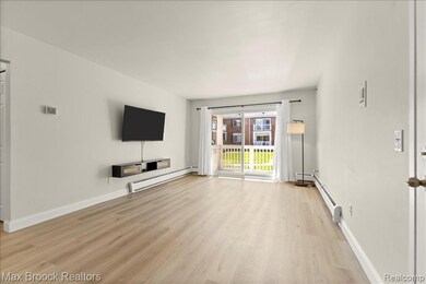 2425 Torquay Ave unit 101A, Royal Oak, MI 48073 - photo 7