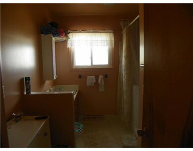 607 S Canal Rd, Lansing, MI 48917 - photo 6