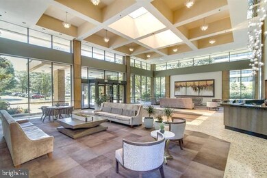 Skyline House unit 1008, Baileys Crossroads, VA 22041 - photo 2