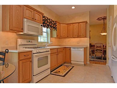 45 Cambridge Cir unit 45, Smithfield, RI 02917 - photo 7