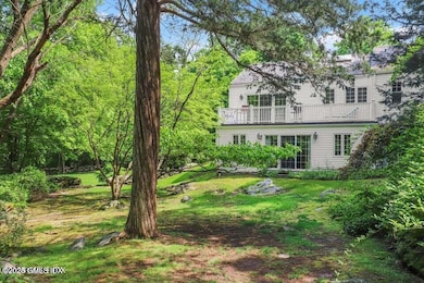 320 Cognewaugh Rd, Cos Cob, CT 06807 - photo 2
