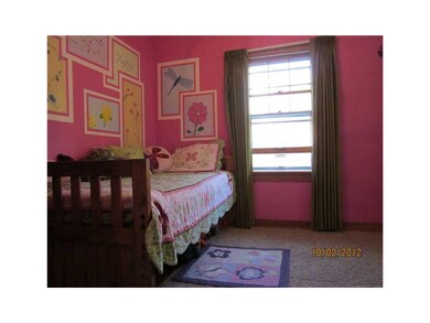Bedroom. Girl s bedroom pretty in pink.
