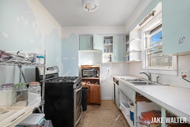 12 Celia St SW, Grand Rapids, MI 49548 - photo 4