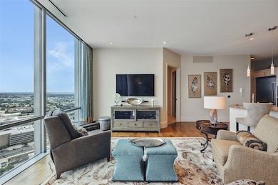 1301 Throckmorton St unit 2805, Fort Worth, TX 76102 - photo 4