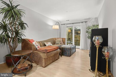 6903 Jones View Dr unit 1B, Baltimore, MD 21209 - photo 3